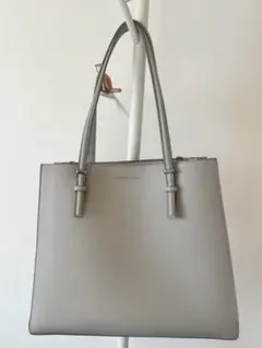 CHARLES & KEITH クラシックダブルハンドルトートバック　保存袋付き
