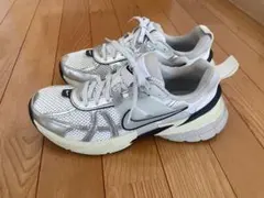 Nike V2K RUN ナイキ シルバー スニーカー 美品