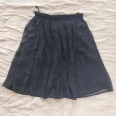 ユニクロ　黒　シフォンスカート