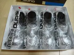 新品未使用　イソノ　硬式ボール　１ダース　 写真は２ダースですが１ダースです。