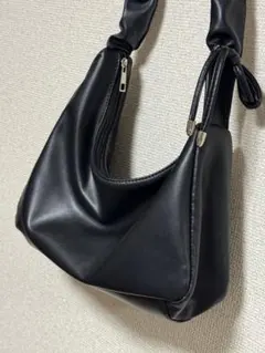 ショルダーバッグ