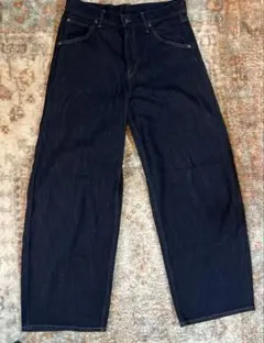 Uniqlo ユニクロ　バギーカーブジーンズ　28インチ