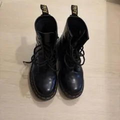 Dr. Martens 8ホール ブーツ ブラック