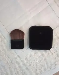 CHANEL チーク用ブラシ Aのサムネイル