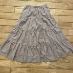 ベージュ ティアードフレアスカート　M