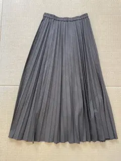 ユニクロ　プリーツスカート チェック　ブラウン　S