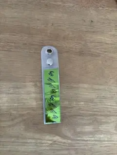 緑色 ライブグッズ 銀テープ
