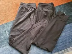 ユニクロ ウルトラストレッチ アクティブジョガーパンツ 丈長め69～75cm