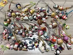 ご当地限定ハローキティストラップ68点