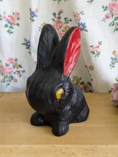 イギリス アンティーク 陶器製 うさぎ 黒ウサギ