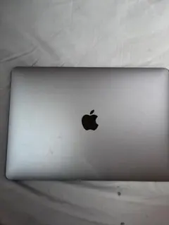 シルバー MacBook 本体