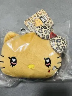 新品　ハローキティ 日焼け　ヒョウ柄リボン　フェイスパスケース ポーチストーン