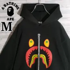 【国内正規 入手困難】アベイシングエイプ☆シャーク センタービッグロゴ パーカー