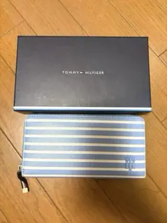 トミーヒルフィガー TOMMY ストライプロングウォレット