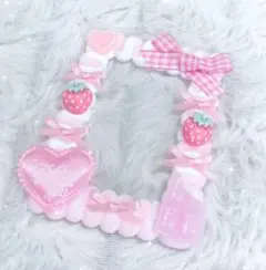 硬質ケース ホイップデコ トレカケース いちご ピンク