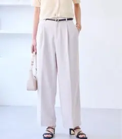 ライトグレー ワイドパンツ プリーツ入り