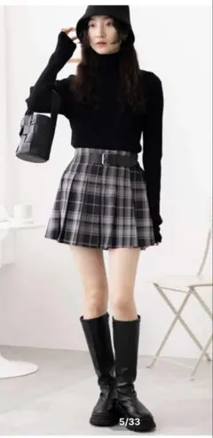 未使用タグ付き　juniorsweet WEGO バックル付プリーツスカパン