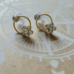 【ラスト 1点】花柄 ピアス☆