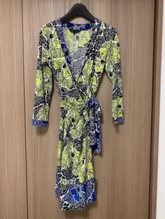 BCBGMAXAZRIA 花柄ラップワンピース Sサイズ