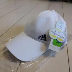☆新品未使用品　アディダス　白　キャップ