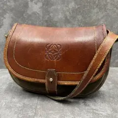 ロエベ ショルダーバッグ 斜め掛け アナグラム ロゴ型押し スエード ブラウン LOEWE - LOEWE ロエベ アナグラムロゴ ゲートポケット レザー