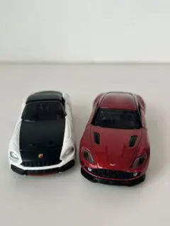 トミカ　アバルト124 スパイダーとアストンマーティン ヴァンキッシュ ザガート
