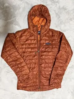 さとう様用　patagonia ナノパフフーデイ S オレンジ