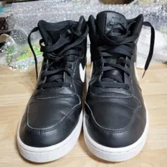 NIKE ハイカットスニーカー ブラック×ホワイトのサムネイル