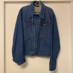 Item thumbnail for item 4a739d80-ee79-47e2-91dc-f23c23346a70