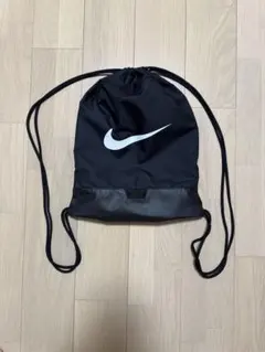 ナイキ ブラジリア ドローコードバッグ (18L)