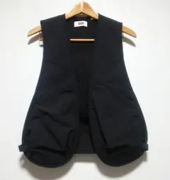 ほぼ未使用 ユニクロユー ルメール ユーティリティベスト 前開き 黒 メンズLのサムネイル