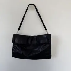 GIANNI CHIARINIメタリック黒ショルダーバッグ