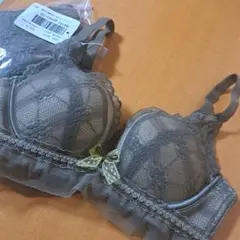 女性用 下着 ブラジャー ノンワイヤー 緑 グリーン オリーブ ショーツ セットのサムネイル
