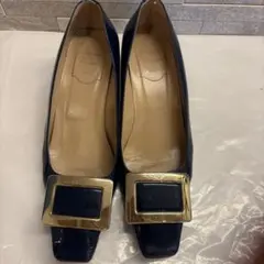 Roger Vivier パテントレザー パンプス ネイビー　37のサムネイル