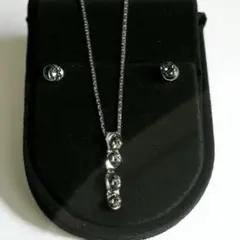 良品☆スワロフスキー ネックレス ピアス セット 4連 クリスタル クリア