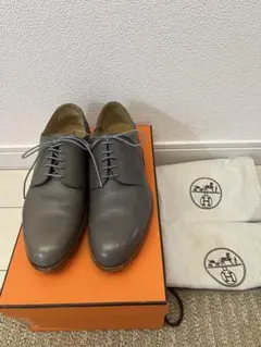 HERMES エルメス グレー 系 メンズレザーシューズ 革靴　保存袋付きのサムネイル