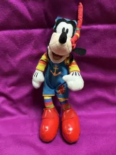 グーフィ　キーホルダー　ぬいぐるみ
