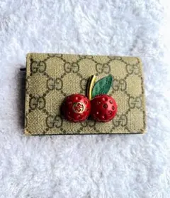 Gucci チェリー装飾 二つ折り財布