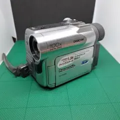 Victor 200xデジタルズーム ビデオカメラ本体 - メルカリ