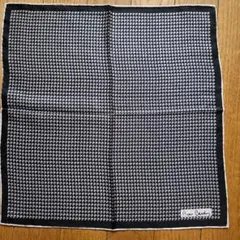 【値下げ】pierre cardin シルクハンカチ ブラック