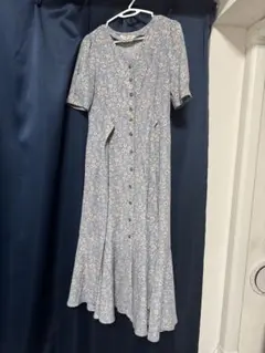 アプワイザーリッシェ 小花プリントワンピース