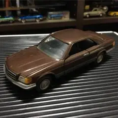 NZG 1/43 ベンツSEC ミニカー