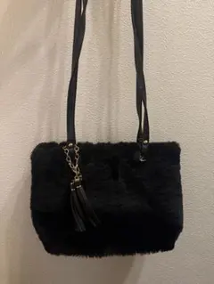 新品未使用　フェイクファー ブラック　トートバッグ　黒