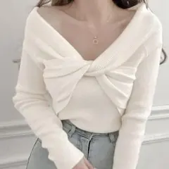 SHEIN オフショルダー ツイストデザイン ニット