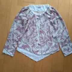 クロスプラス ピンク系　花柄長袖チュニック　Mサイズのサムネイル