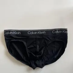 T*9様 カルバンクライン　メンズビキニ　L(M) 黒　ナイロンストレッチ　男性のサムネイル