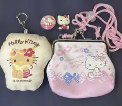 ハローキティ/日焼けキティキィホルダー/紐付きピンク財布/ミニマグネット/バッジ