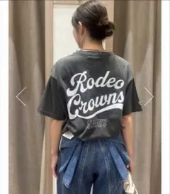 ロデオクラウンズ LOGO加工COLORED Tシャツ（黒）