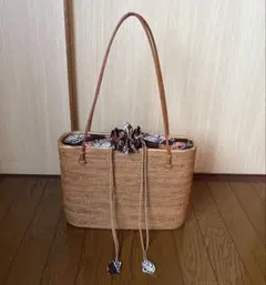 Item thumbnail for item 9ce5fea9-c8f9-412b-add8-b130b7594a3b