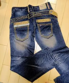 Item thumbnail for item 8453083a-39ed-4a5f-9c6a-0cbabc4fa13d